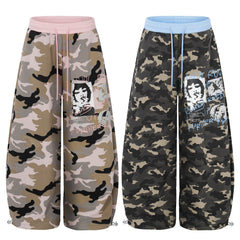 CapCabin Graphic Camo Wide-Leg Sweatpants