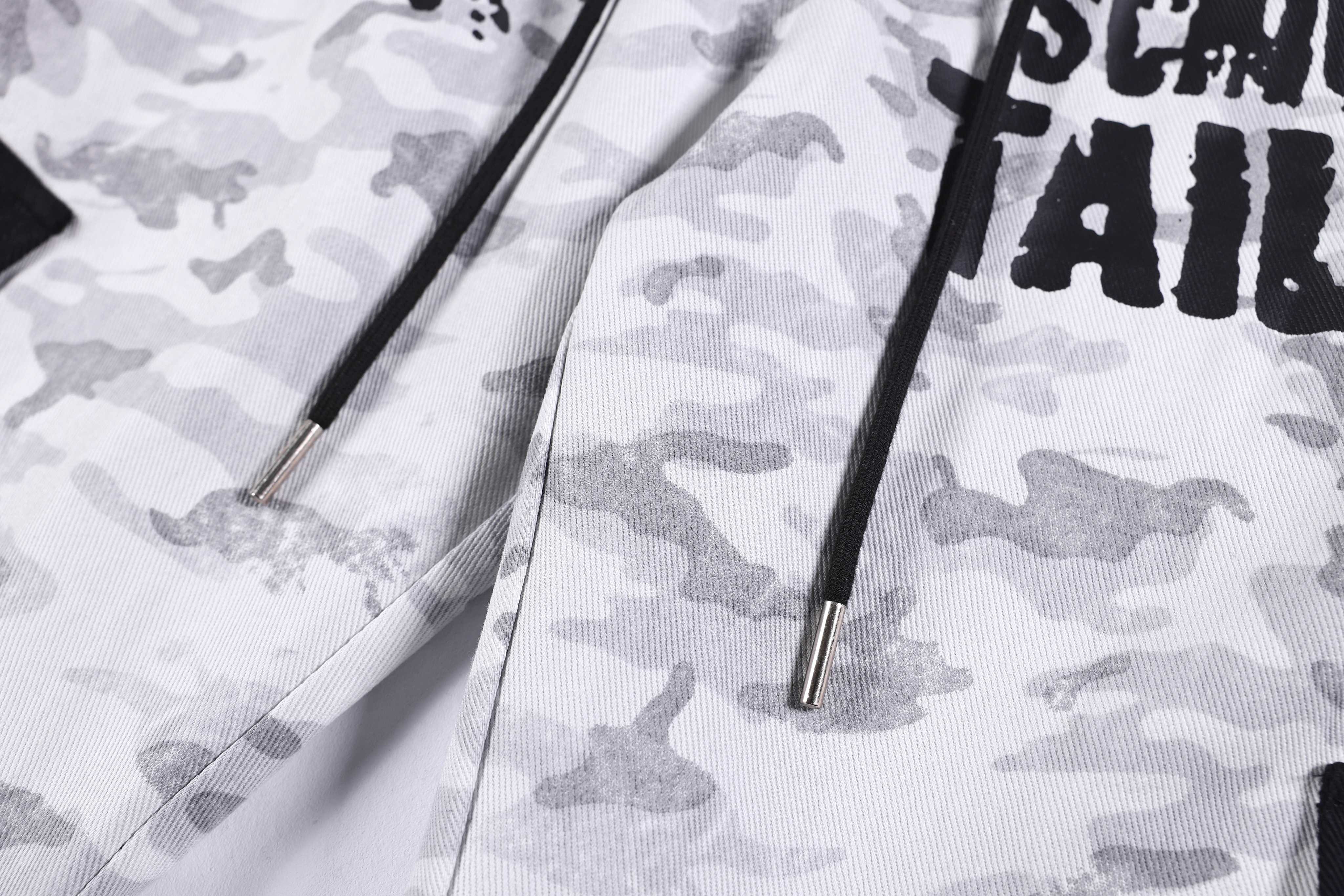 CapCabin Camo Graphic Cargo Pants
