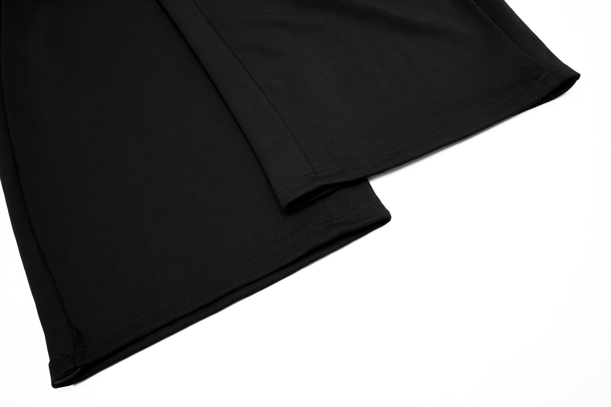 CapCabin “Flow Wide-Leg Pants”