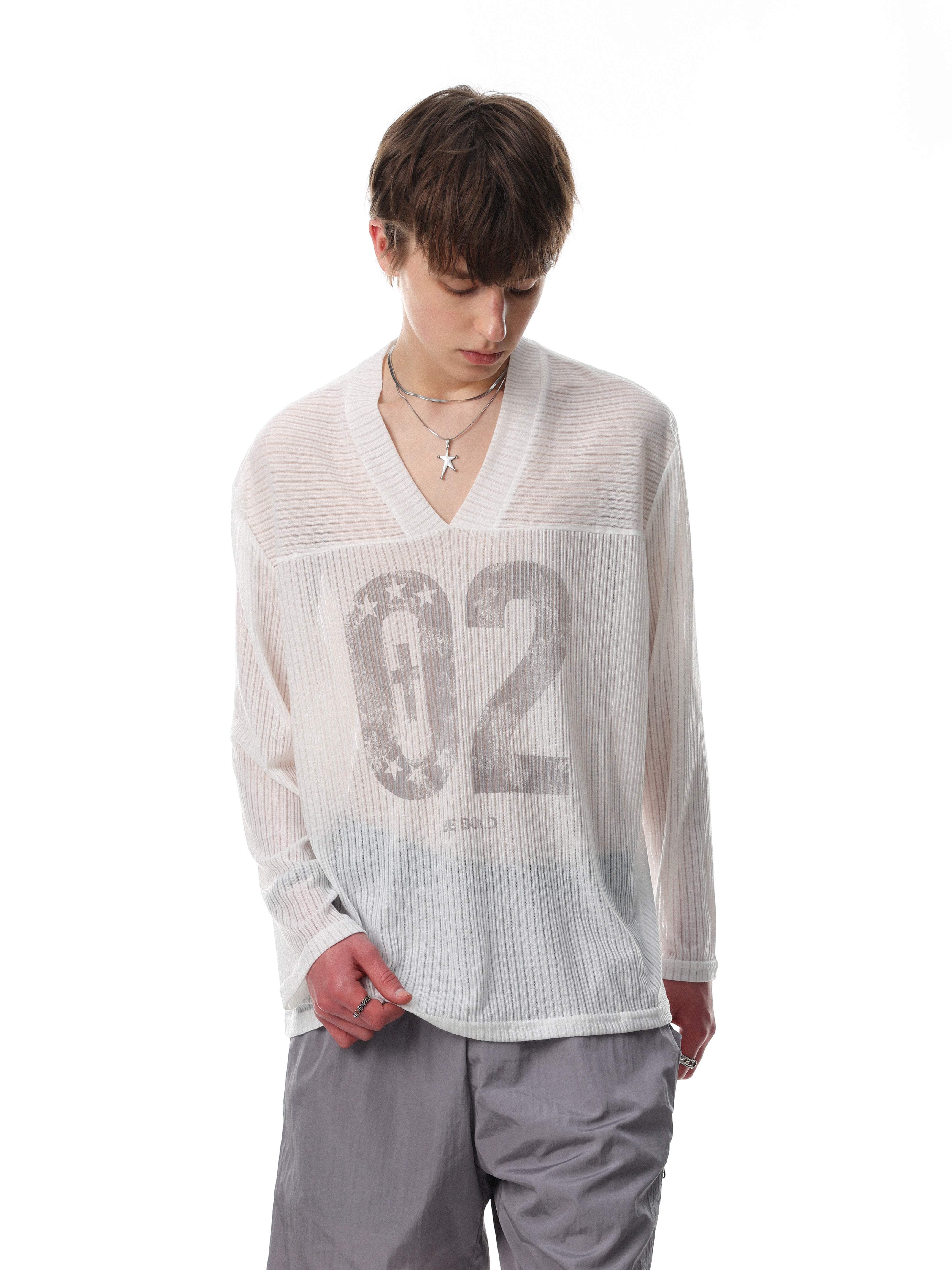CapCabin “02 Varsity V-Neck Tee”