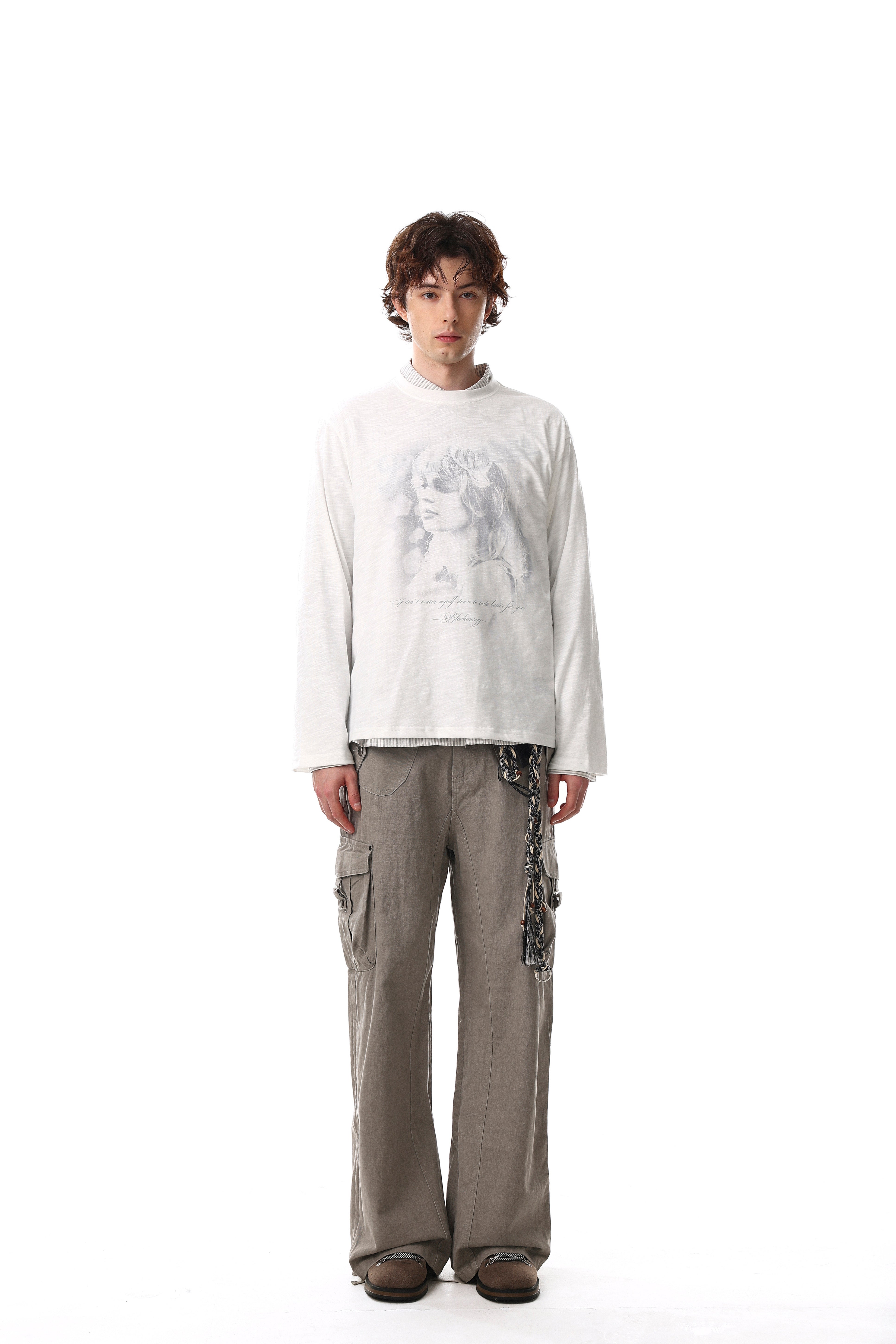 CapCabin Vintage Portrait Graphic Long Sleeve Tee