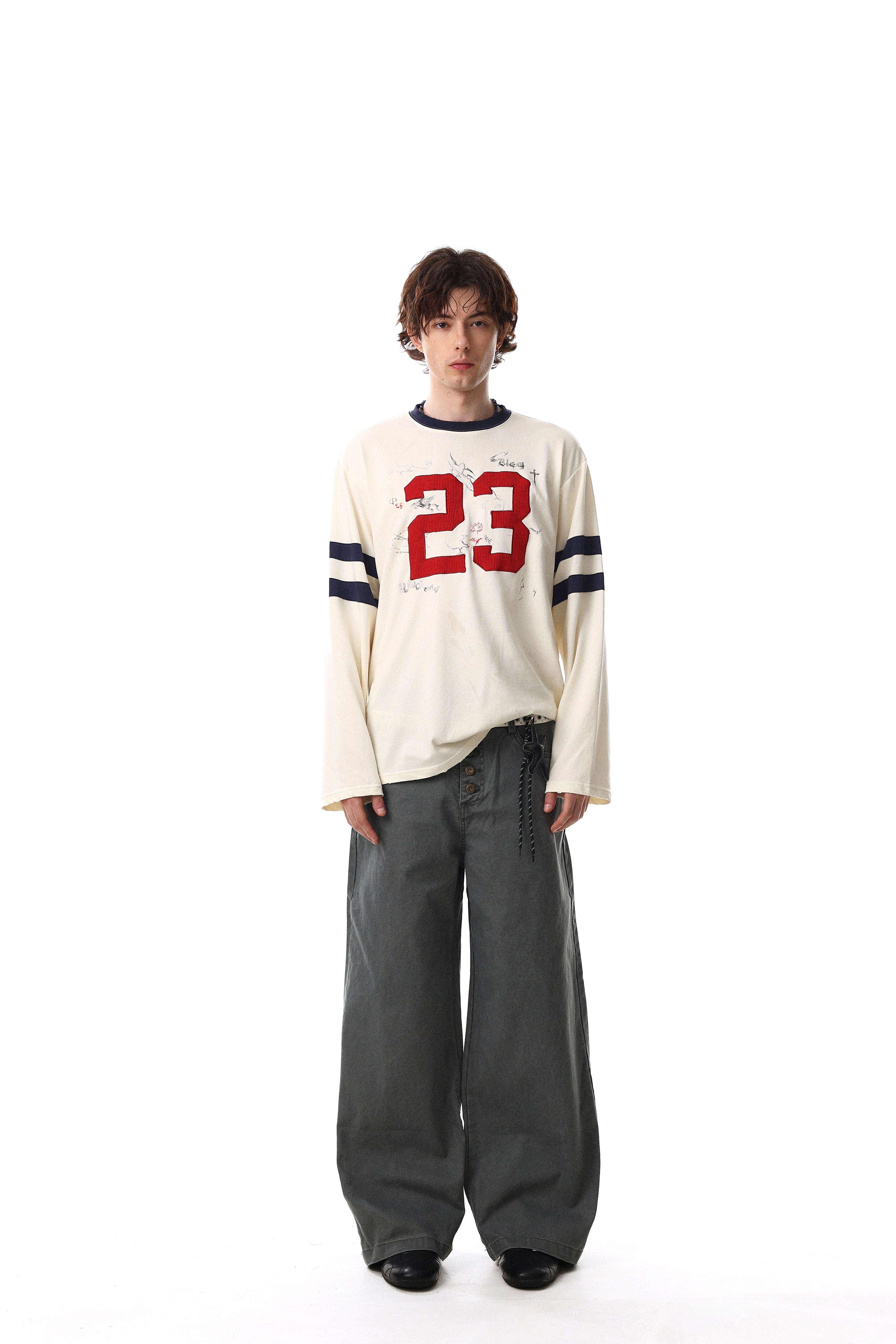 CapCabin Vintage Graphic Long Sleeve Tee
