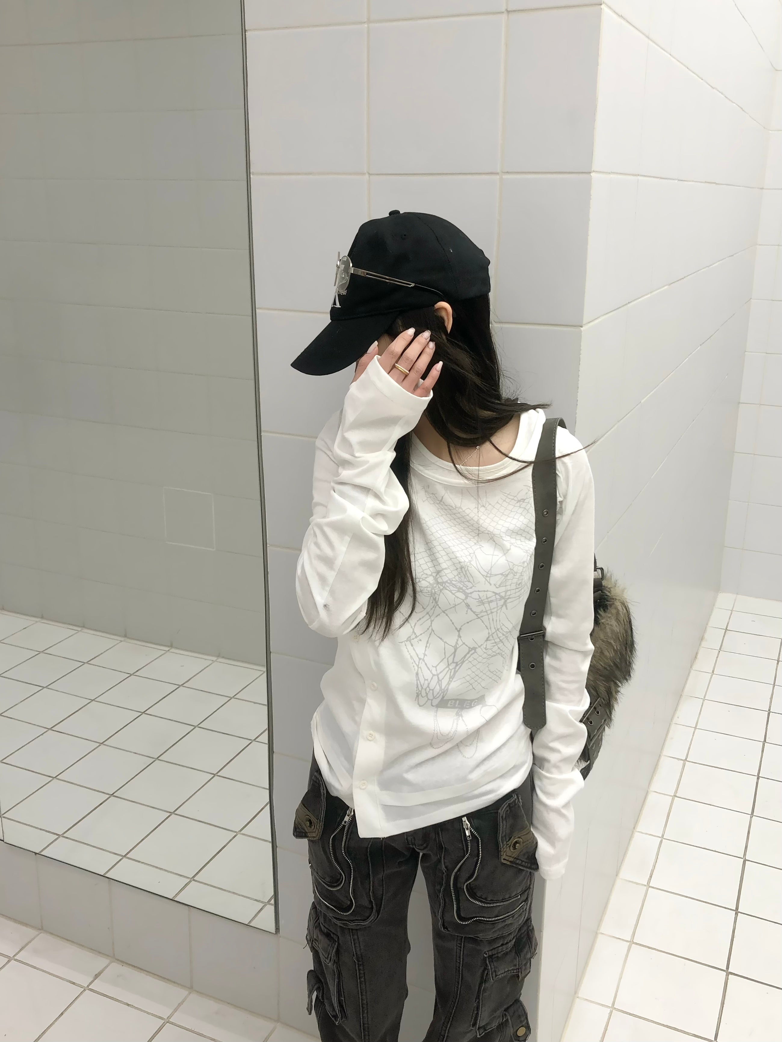 CapCabin Graphic Long Sleeve Tee