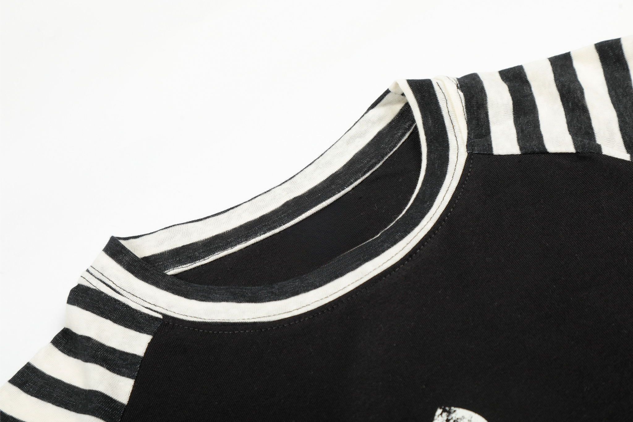CapCabin Cross Graphic Raglan Long Sleeve Tee