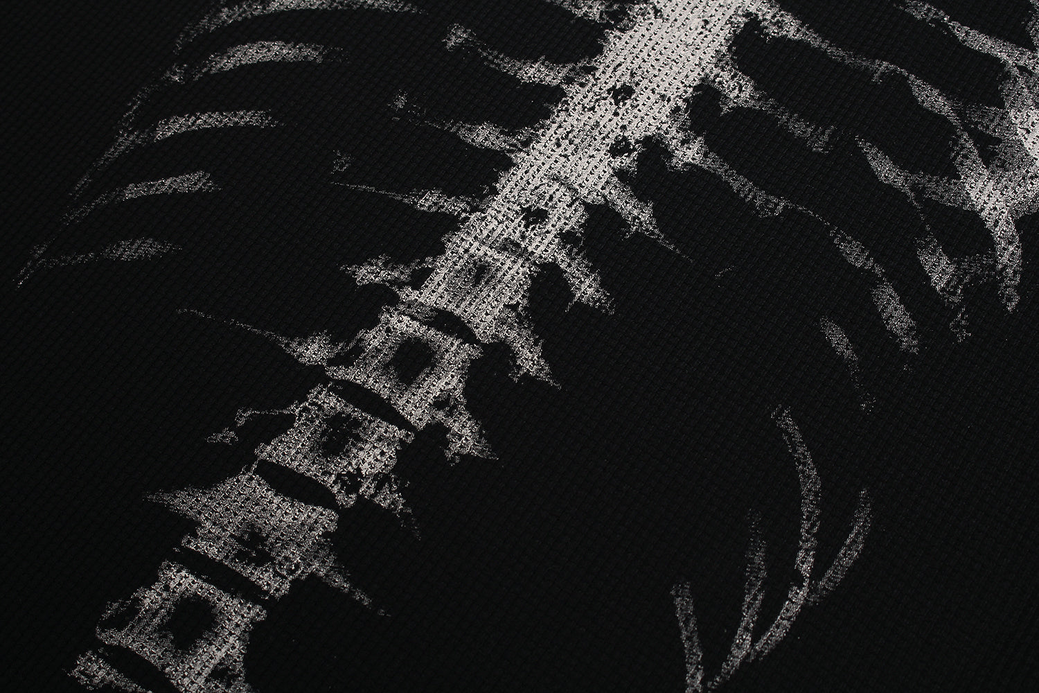 CapCabin Skeleton Print Long Sleeve Tee
