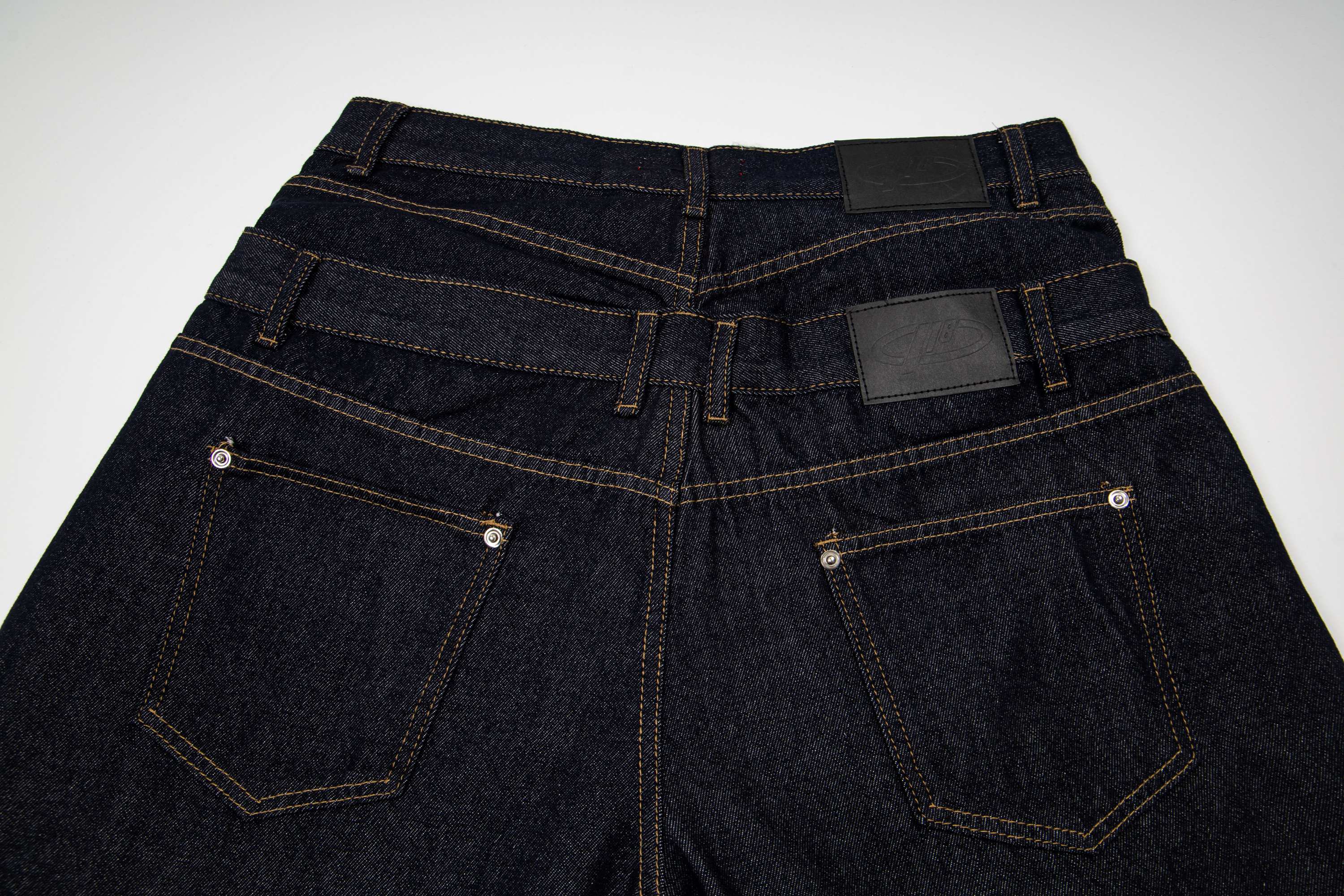 CapCabin “Double Waist Panel Denim Shorts”