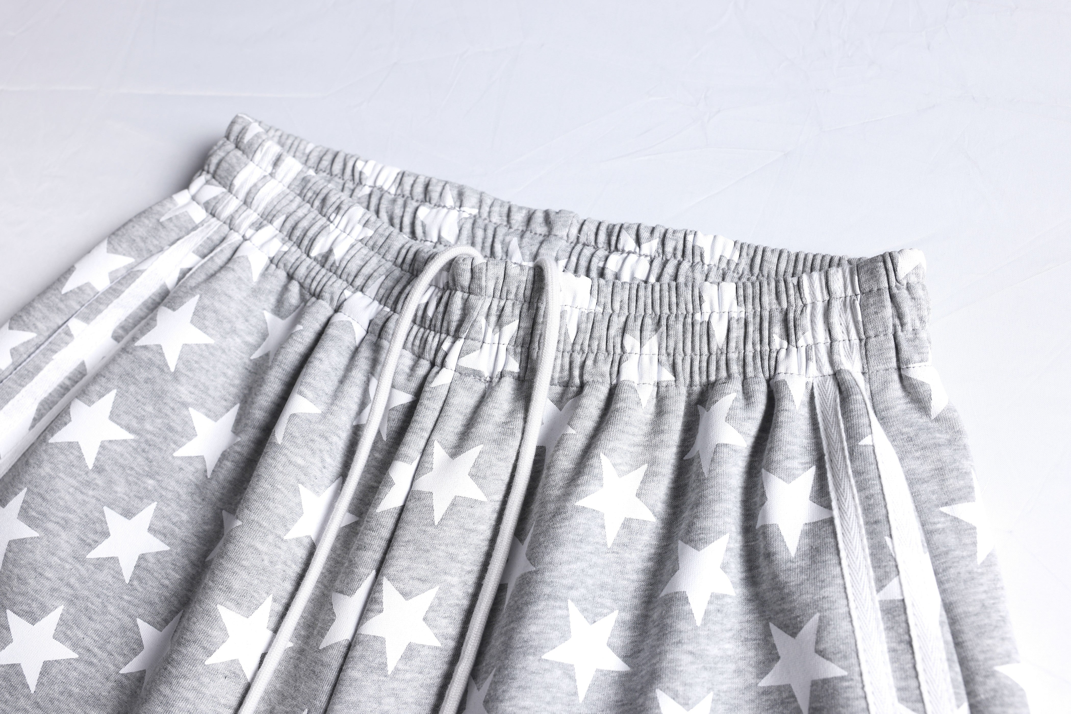 CapCabin Star Print Wide-Leg Sweatpants