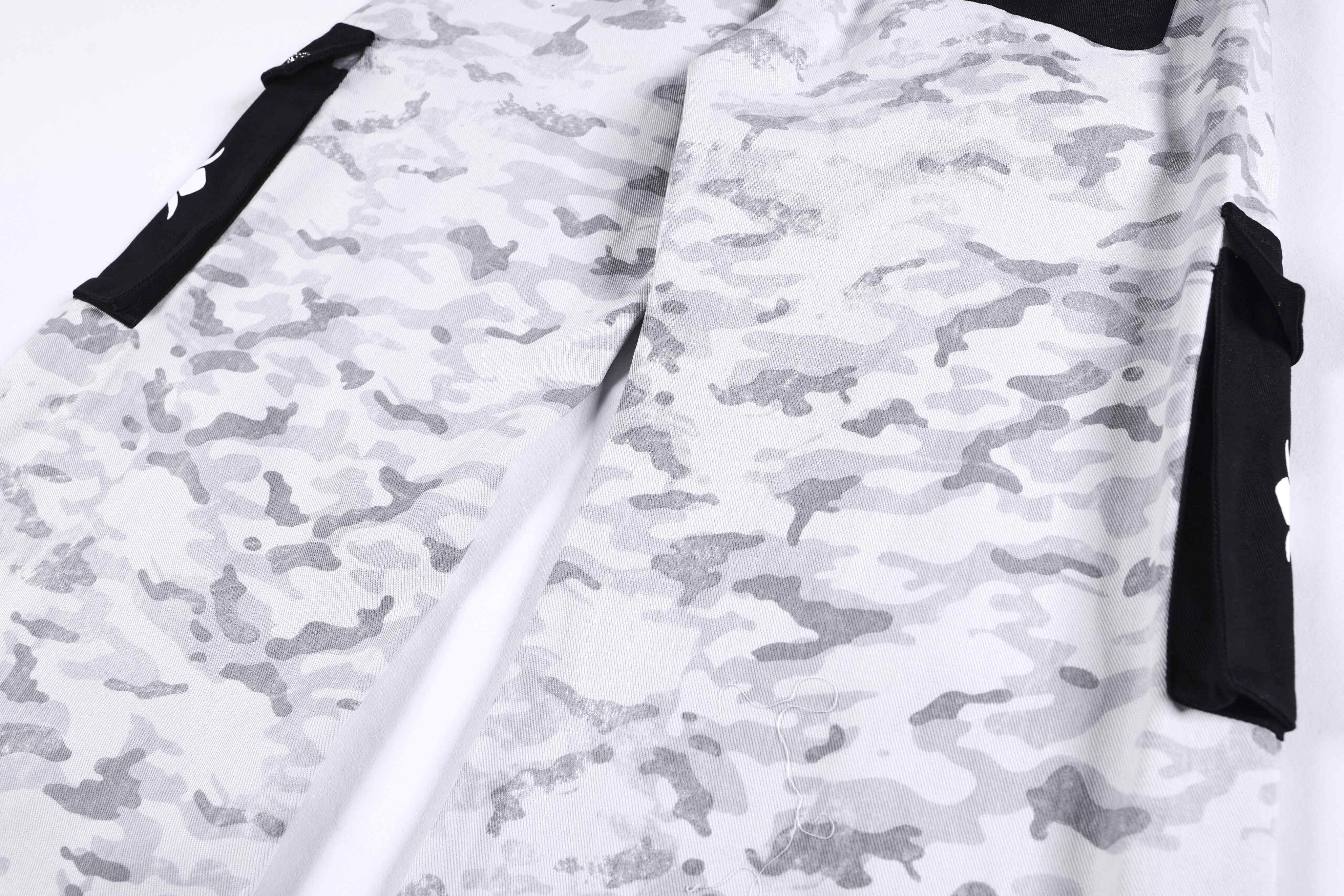 CapCabin Camo Graphic Cargo Pants